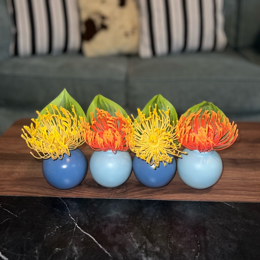 Dark & Light Blue Mini Vases w/ Decorative Flowers Set